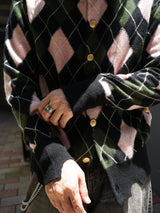 MASU DIAMOND SCRAPED CARDIGAN ダイヤモンドスクラップドカーディガン 通販 ピーチ 着用イメージ