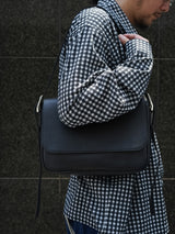 Rich I Leather Shoulder Bag [Dumbo] レザーショルダーバッグ[ダンボ] 通販 ブラック
着用イメージ