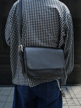 Rich I Leather Shoulder Bag [Dumbo] レザーショルダーバッグ[ダンボ] 通販 ブラック
着用イメージ