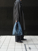 yorozu yorozu SHOPPER ヨロズショッパー 通販 ネイビー 
着用イメージ