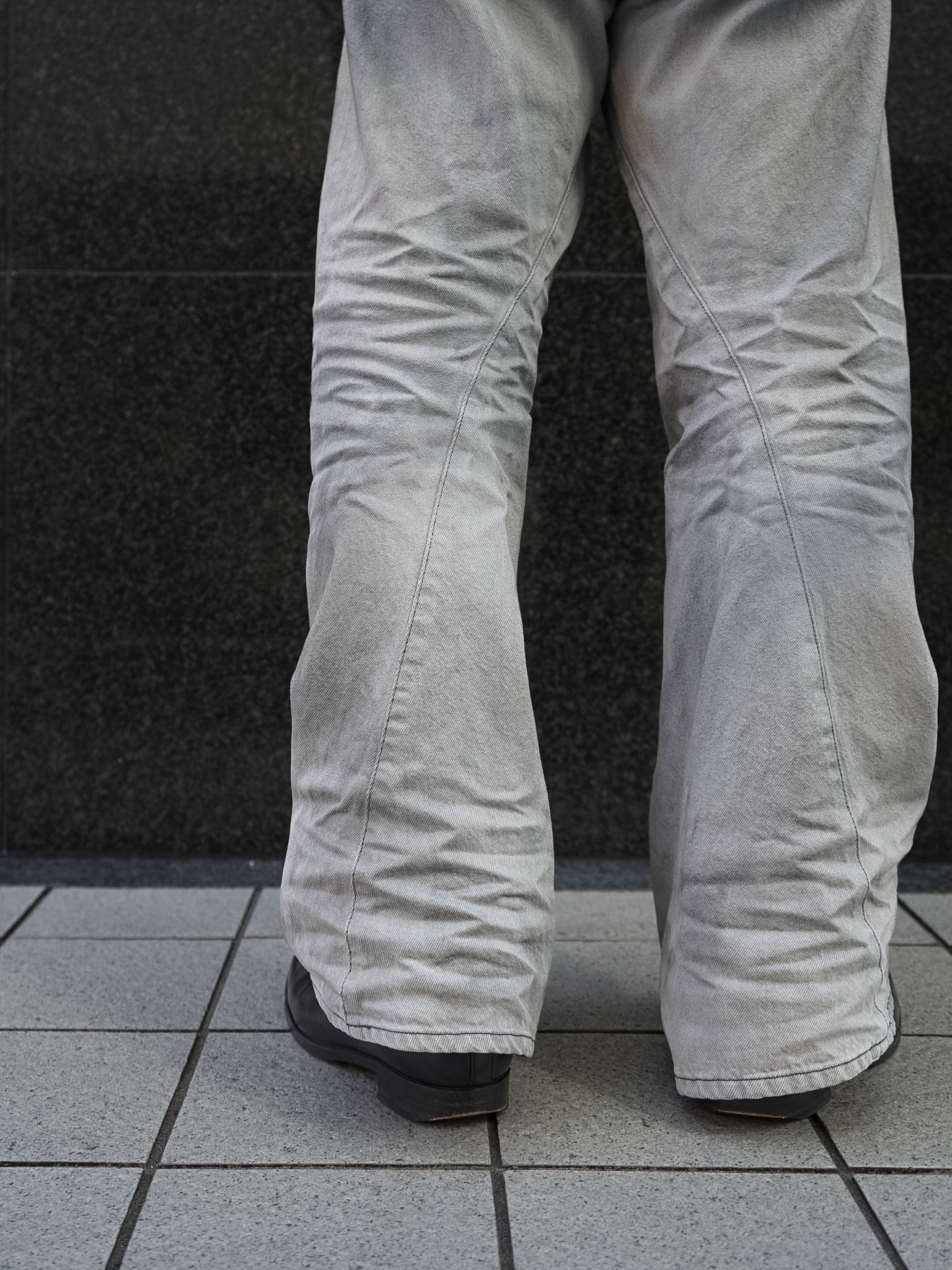 NVRFRGT 3D TWISTED WIDE LEG JEANS (LIGHT GRAY) | PRANK STORE