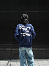 F/CE. RE JYVASKYLA SWEATSHIRT リ ユヴァスキュラ スウェットシャツ 通販 ブルー 着用イメージ