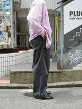 F/CE. GARMENT DYE WORK TROUSER ガーメントダイワークトラウザーズ 通販 チャーコール
着用イメージ