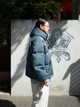 F/CE. Hoodie puffer jacket (F/CE.×DIGAWEL) エフシーイー ディガウェル フーディーパファージャケット 通販 ブルー 着用イメージ