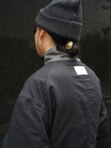 INNAT REVERSIBLE HUNTER JACKET インアット リバーシブルハンタージャケット
 通販 グレー 着用イメージ