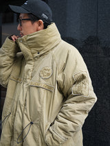 INNAT "PADDED TACTICAL FIELD COAT (INNAT x WILD THINGS)" インアット ワイワイルドシングス パデッドタクティカルフィールドコート 通販 コヨーテ 着用イメージ