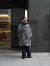 INNAT "PADDED TACTICAL FIELD COAT (INNAT x WILD THINGS)" インアット ワイワイルドシングス パデッドタクティカルフィールドコート 通販 ブラック 着用イメージ