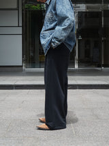 KANEMASA PHIL. 28G Cupro Easy Pants 28キュプライージーパンツ 通販 ブラック
着用イメージ