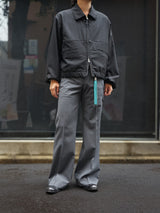 Rich I  Wide Flare Trousers　ワイドフレアトラウザーズ 通販 グレー 着用画像