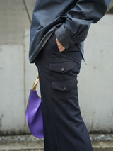 Rich I  Wide Flare Trousers　ワイドフレアトラウザーズ 通販 ネイビー 着用画像