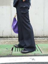 Rich I  Wide Flare Trousers　ワイドフレアトラウザーズ 通販 ネイビー 着用画像