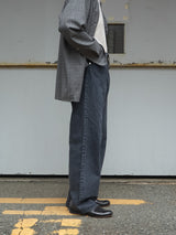 SimplyComplicated BF GARMENT DYED SELVEDGE JEAN ボーイブレンドガーメントダイセルヴィッチジーンズ 通販 ブラック 着用画像
