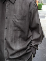 YOKO SAKAMOTO ヨーコサカモト REGULAR COLLAR SHIRT レギュラーカラーシャツ 通販 チャコールグレー グレー 着用イメージ