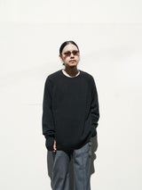 superNova. スーパーノヴァ "Whole Garment Crew - Wool / Cashmere / Silk" ホールガーメントクルーネック ウールカシミヤシルク 通販 ブラック 着用イメージ