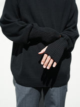 superNova. スーパーノヴァ "Whole Garment Crew - Wool / Cashmere / Silk" ホールガーメントクルーネック ウールカシミヤシルク 通販 ブラック 着用イメージ